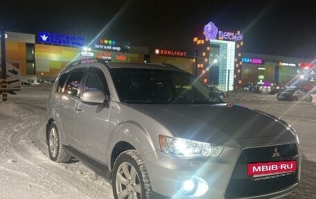 Mitsubishi Outlander III рестайлинг 3, 2012 год, 1 500 000 рублей, 2 фотография