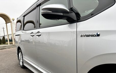 Toyota Noah III, 2014 год, 2 250 000 рублей, 7 фотография