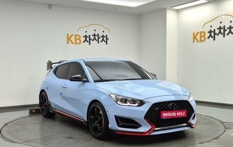 Hyundai Veloster II, 2021 год, 2 500 000 рублей, 1 фотография