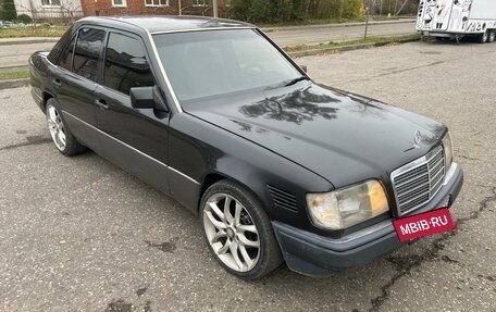 Mercedes-Benz W124, 1985 год, 380 000 рублей, 2 фотография