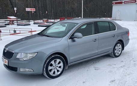 Skoda Superb III рестайлинг, 2010 год, 870 000 рублей, 3 фотография