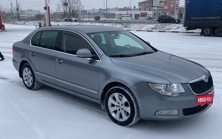 Skoda Superb III рестайлинг, 2010 год, 870 000 рублей, 2 фотография