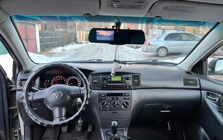 Toyota Corolla, 2004 год, 710 000 рублей, 9 фотография