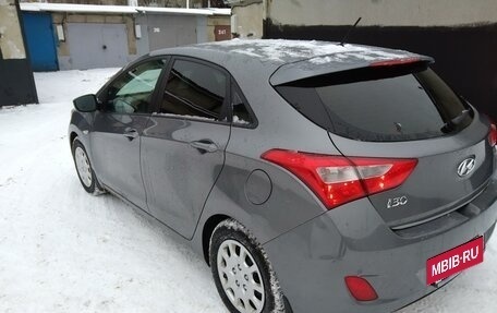 Hyundai i30 II рестайлинг, 2013 год, 830 000 рублей, 3 фотография