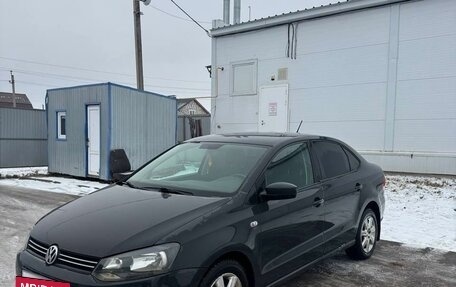 Volkswagen Polo VI (EU Market), 2013 год, 750 000 рублей, 2 фотография