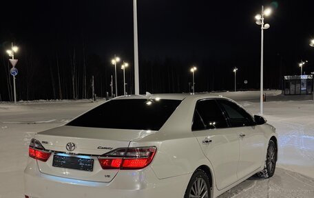 Toyota Camry, 2016 год, 2 600 000 рублей, 9 фотография