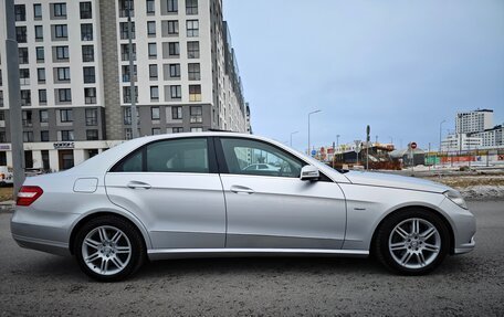 Mercedes-Benz E-Класс, 2009 год, 1 900 000 рублей, 6 фотография