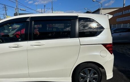 Honda Freed I, 2012 год, 920 000 рублей, 8 фотография