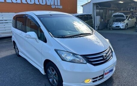 Honda Freed I, 2012 год, 920 000 рублей, 6 фотография