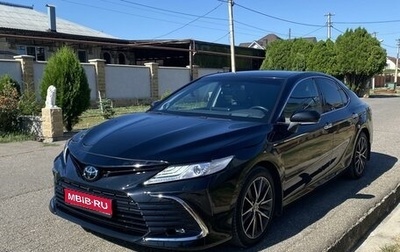 Toyota Camry, 2021 год, 4 000 000 рублей, 1 фотография