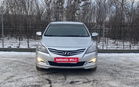 Hyundai Solaris II рестайлинг, 2014 год, 870 000 рублей, 2 фотография