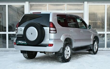 Toyota Land Cruiser Prado 120 рестайлинг, 2006 год, 2 390 000 рублей, 2 фотография