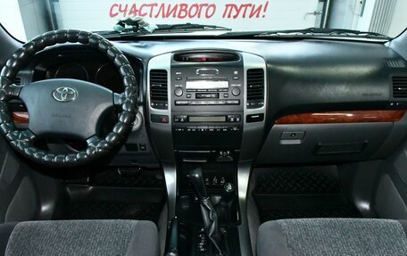 Toyota Land Cruiser Prado 120 рестайлинг, 2006 год, 2 390 000 рублей, 11 фотография