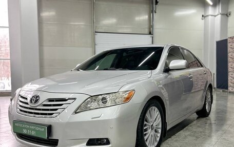 Toyota Camry, 2008 год, 1 400 000 рублей, 2 фотография