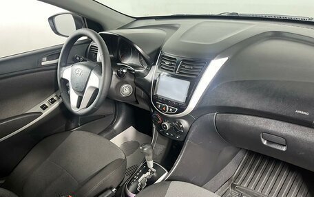 Hyundai Solaris II рестайлинг, 2012 год, 929 000 рублей, 13 фотография