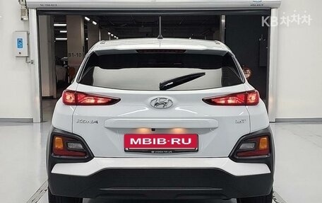 Hyundai Kona I, 2020 год, 1 740 000 рублей, 2 фотография