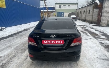 Hyundai Solaris II рестайлинг, 2011 год, 560 000 рублей, 4 фотография