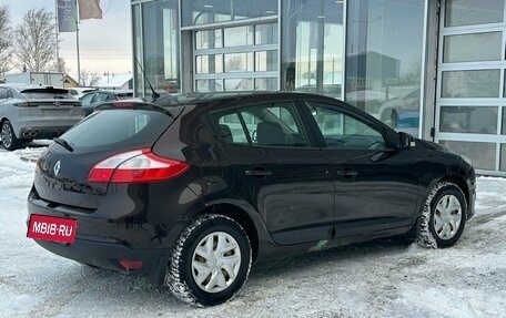 Renault Megane III, 2014 год, 900 000 рублей, 4 фотография