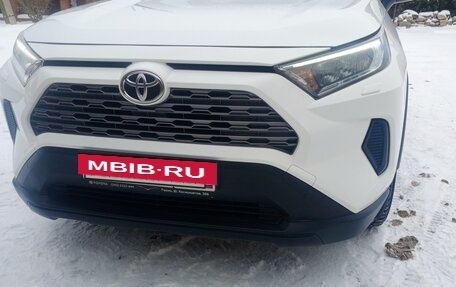 Toyota RAV4, 2019 год, 2 850 000 рублей, 14 фотография