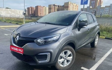 Renault Kaptur I рестайлинг, 2018 год, 1 200 000 рублей, 5 фотография