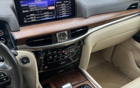 Lexus LX III, 2016 год, 7 700 000 рублей, 11 фотография