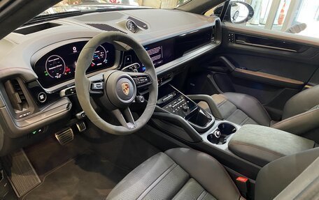 Porsche Cayenne III, 2024 год, 31 450 000 рублей, 13 фотография