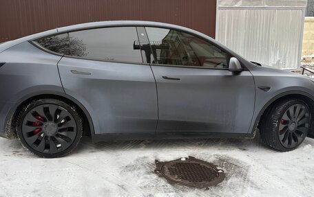 Tesla Model Y I, 2020 год, 3 950 000 рублей, 2 фотография