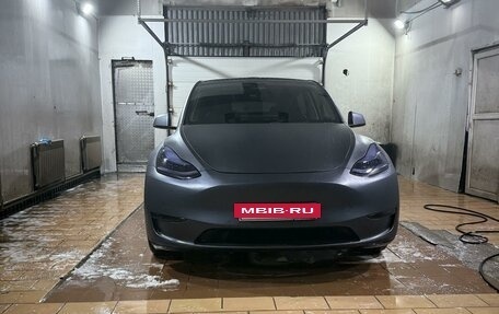 Tesla Model Y I, 2020 год, 3 950 000 рублей, 6 фотография