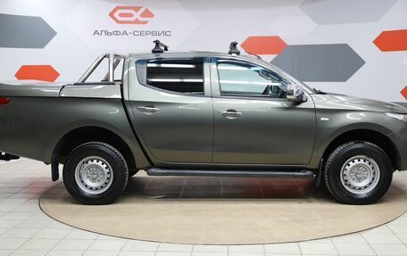 Mitsubishi L200 IV рестайлинг, 2017 год, 2 190 000 рублей, 4 фотография