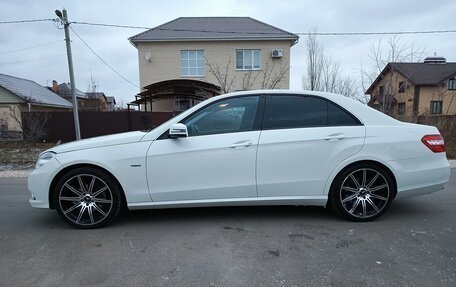 Mercedes-Benz E-Класс, 2010 год, 1 050 000 рублей, 13 фотография