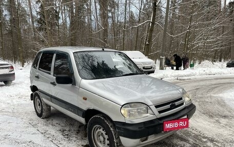 Chevrolet Niva I рестайлинг, 2003 год, 320 000 рублей, 3 фотография