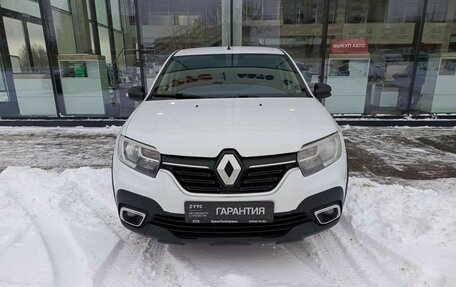 Renault Logan II, 2018 год, 1 103 000 рублей, 2 фотография