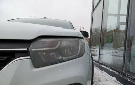 Renault Logan II, 2018 год, 1 103 000 рублей, 21 фотография