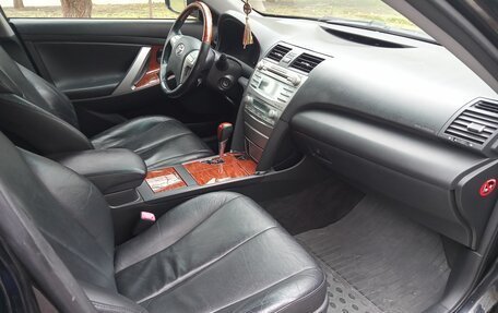 Toyota Camry, 2008 год, 1 200 000 рублей, 6 фотография