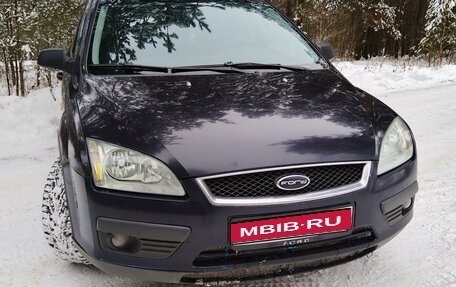 Ford Focus II рестайлинг, 2005 год, 650 000 рублей, 1 фотография