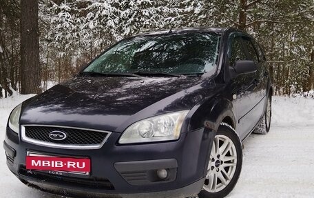 Ford Focus II рестайлинг, 2005 год, 650 000 рублей, 3 фотография