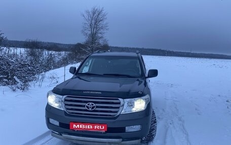 Toyota Land Cruiser 200, 2011 год, 3 250 000 рублей, 2 фотография