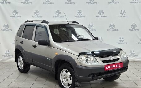 Chevrolet Niva I рестайлинг, 2010 год, 470 000 рублей, 3 фотография