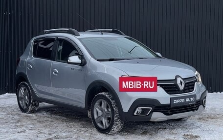 Renault Sandero II рестайлинг, 2021 год, 1 649 000 рублей, 3 фотография