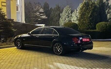 Mercedes-Benz S-Класс, 2007 год, 1 350 000 рублей, 1 фотография