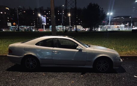 Mercedes-Benz CLK-Класс, 1999 год, 250 000 рублей, 2 фотография