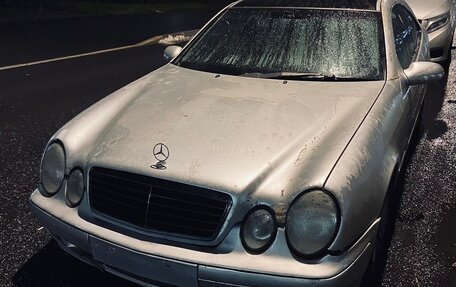 Mercedes-Benz CLK-Класс, 1999 год, 250 000 рублей, 3 фотография