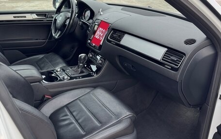 Volkswagen Touareg III, 2017 год, 3 499 999 рублей, 26 фотография