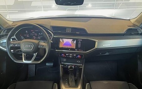 Audi Q3, 2021 год, 2 980 000 рублей, 8 фотография