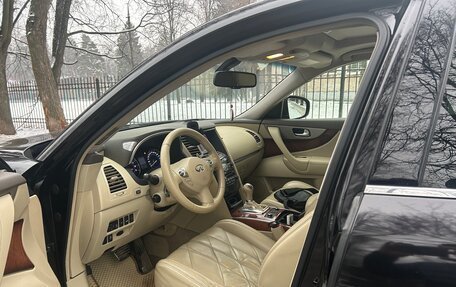 Infiniti FX II, 2011 год, 2 650 000 рублей, 3 фотография