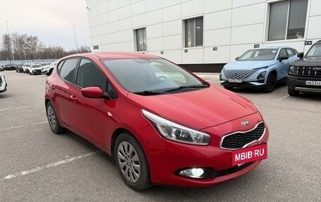 KIA cee'd III, 2015 год, 1 105 000 рублей, 2 фотография