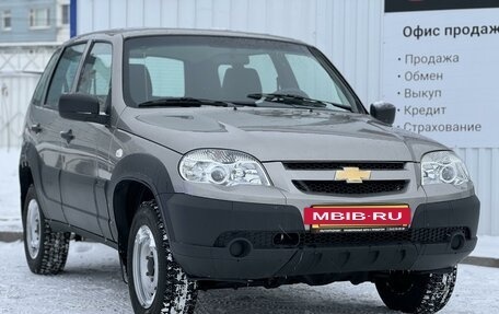 Chevrolet Niva I рестайлинг, 2019 год, 1 040 000 рублей, 3 фотография