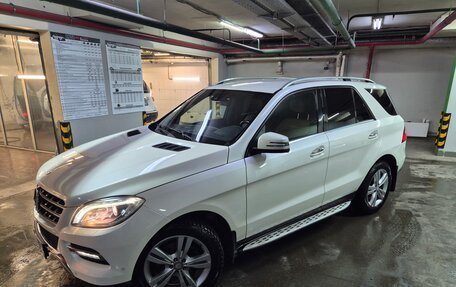 Mercedes-Benz M-Класс, 2014 год, 3 000 000 рублей, 2 фотография