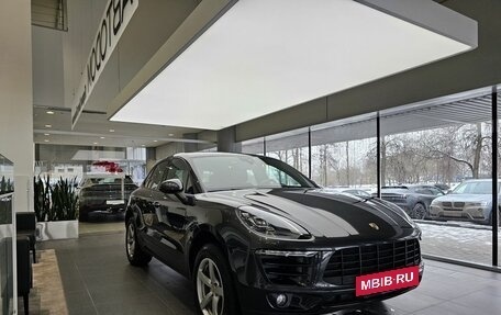 Porsche Macan I рестайлинг, 2018 год, 4 420 000 рублей, 2 фотография