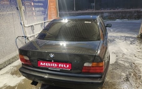 BMW 3 серия, 1992 год, 370 000 рублей, 3 фотография